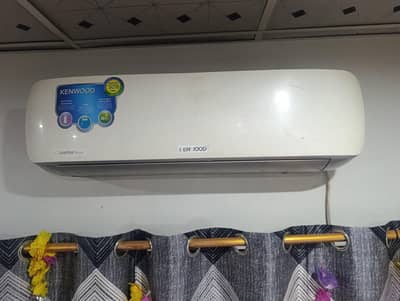 Kenwood 1Ton DC inveter AC