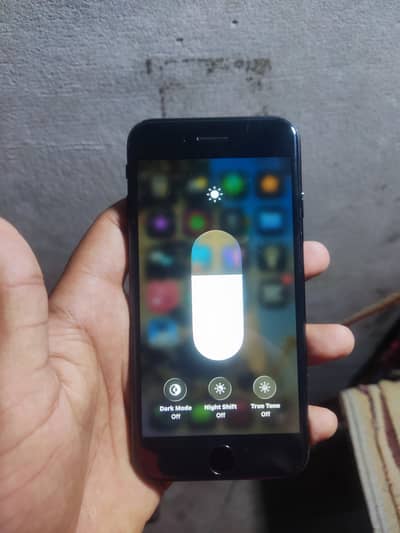 Iphone se 2020 urgent sale