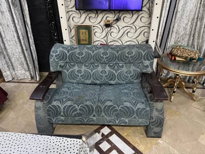 3Pc Sofa Set in reasonable price with good condition