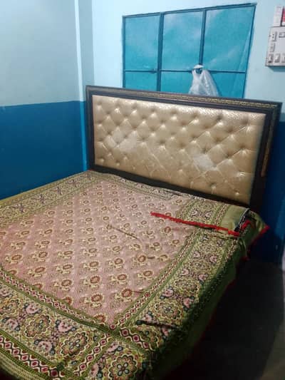 full ok hai only bed and Gada hai  whats app py rabta karo 03049062432