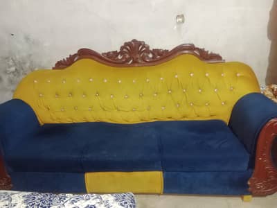 Royal Style Sofa Set 10/10 Condition