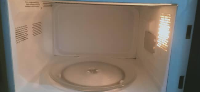 Waves microwave oven