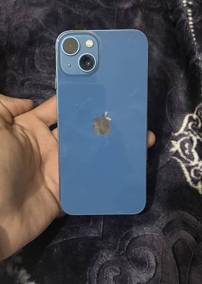 Apple iPhone 13