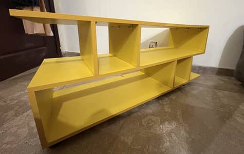 TV stand/Entertainment unit/Low shelving unit