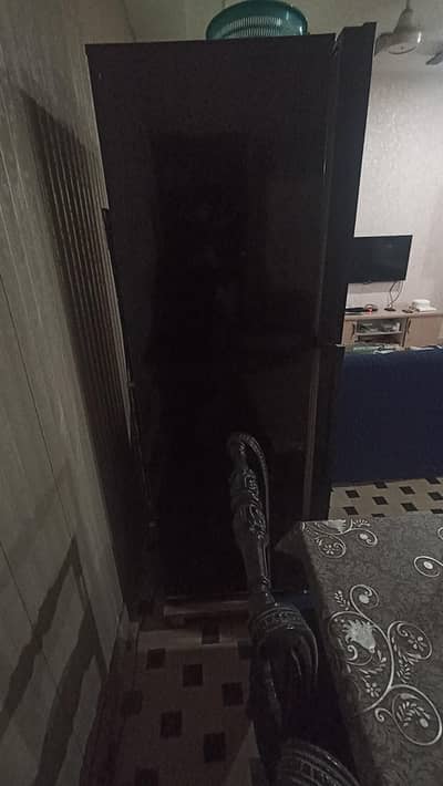 Excellent Condition Refrigerator for Sale – Fully Working