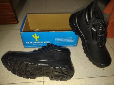 Ranger safety boots / high shoes 43 size
