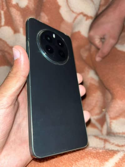 Realme 12   8+256GB  Display finger