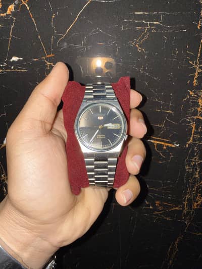 Seiko 5 Automatic machine with orgional seiko box Orgional seiko 5