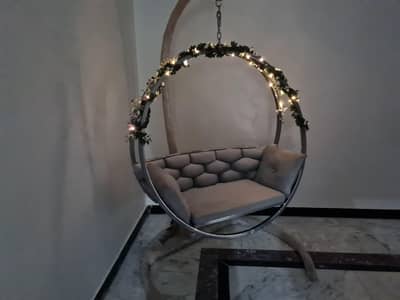 Luxury Hanging Jhula (Brand New) For Sale