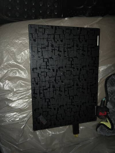 Lenovo yoga 260 I 7 6 generation 8gb ram 256GB hard