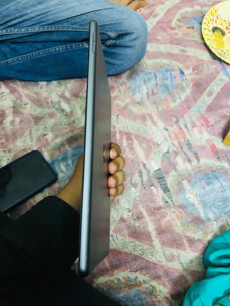 iPad 9th generation 5