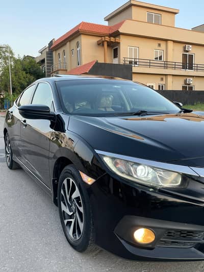 Honda Civic UG red meter 2018