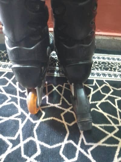 skates for urgent sale