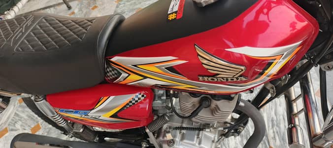 Honda cg 125 red