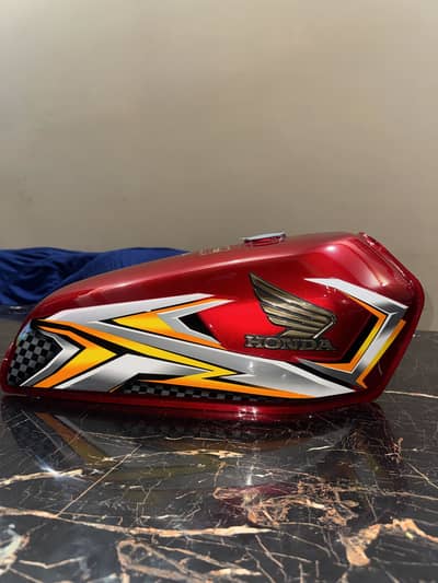 Honda 125 fuel tank