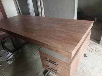 good condition and 10/10 condition Mai hai  mazboot hai