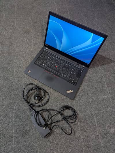 Lenovo ThinkPad T495 with original charger 8/128 SSD for sale