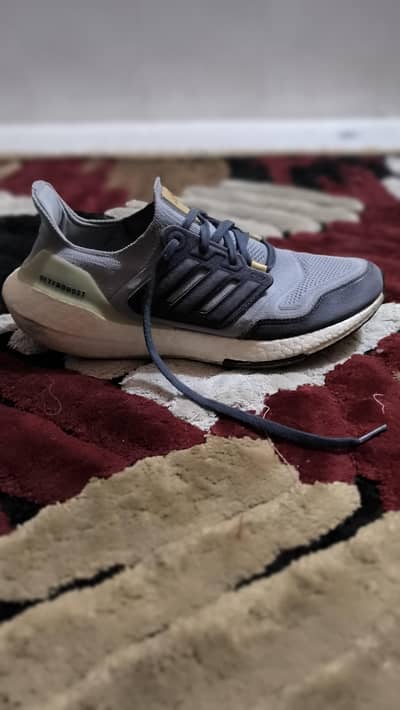 original aididas grey color