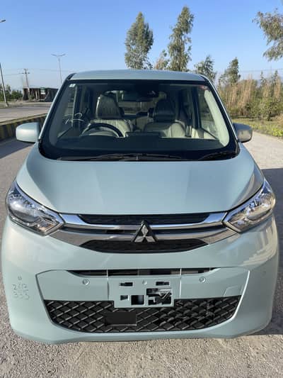 Mitsubishi EK wagon M year 2022/03 Grade 4.5 . Import on March 2026