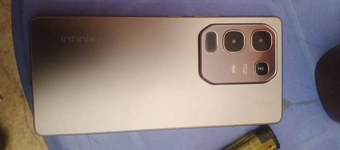 infinx note 50.     +03///49///55////61///35///9///