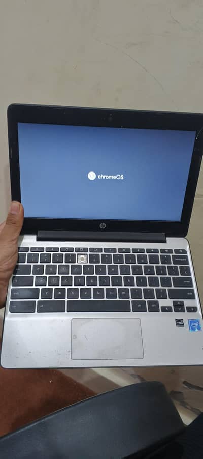 Hp Chromebook 4gb/16gb for sale
