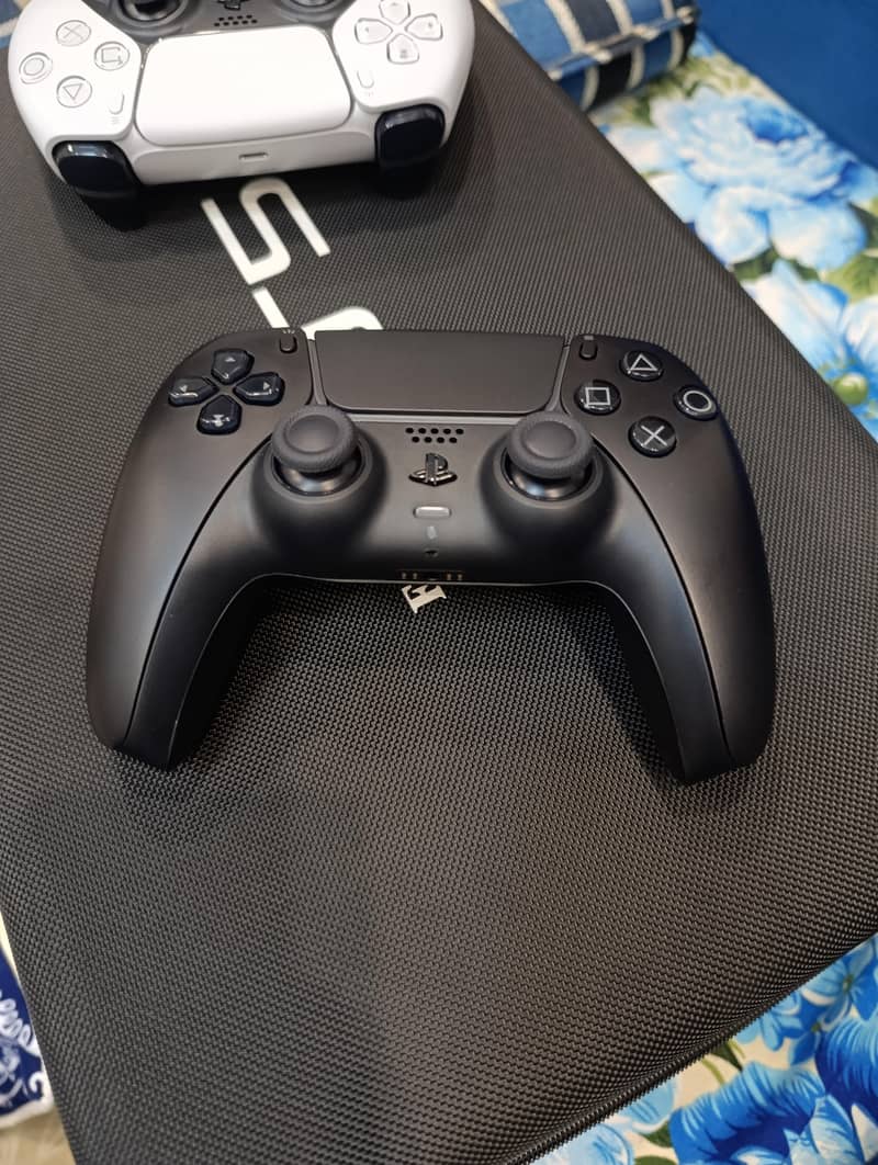 PS5 Controller black 0