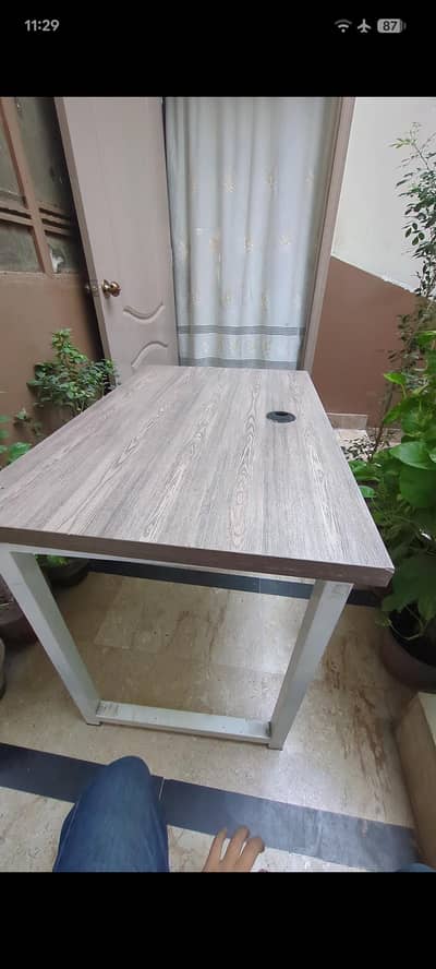 office table and coofe table available