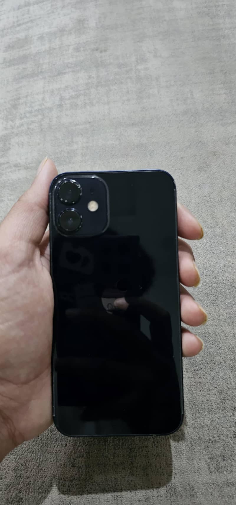 iPhone 12 mini 3