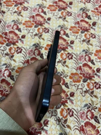 iPhone 15 pro max jv