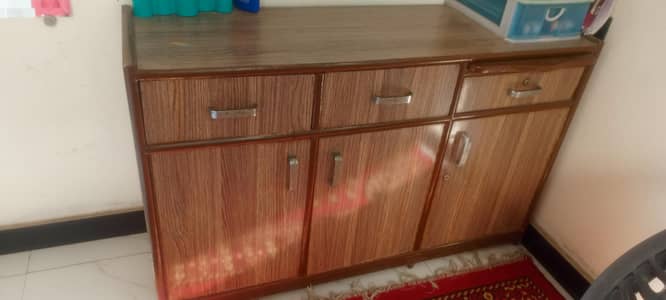 drawer Almari  ( 0-3-0-0-6-5-6-1-2-8-8)