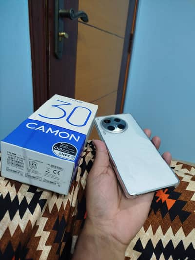 Tecno camon 30 12+256