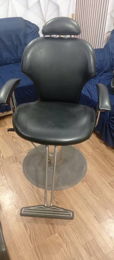 Chair Urgent For Sale