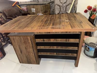 Office table/ study table/ computer table