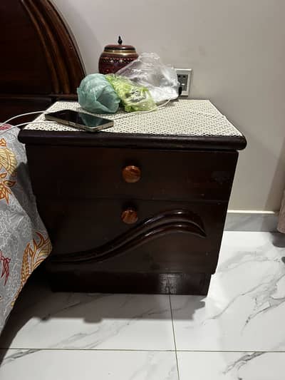 2 side tables with a drawers and cupboard