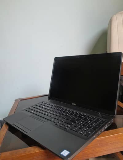 DELL | 9th Gen i5 H PROCESSOR | 8GB/256GB SSD | MINT CONDITION
