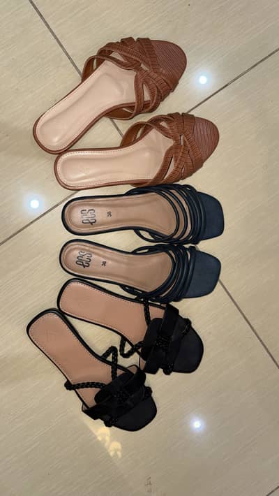 Branded flats