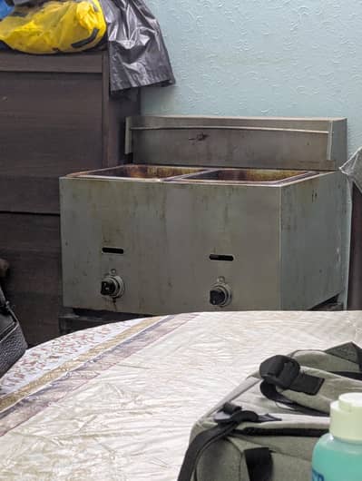 fryer 6 litres each