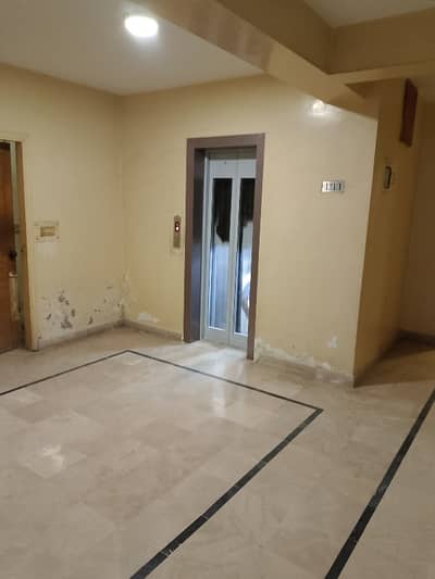 A Office Of 1250 Square Feet In DHA Phase 1