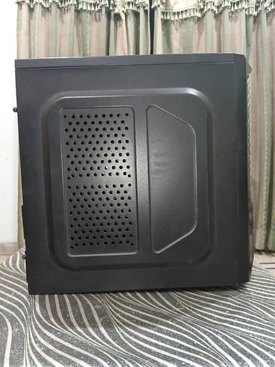 contact me on whats app 03220200282