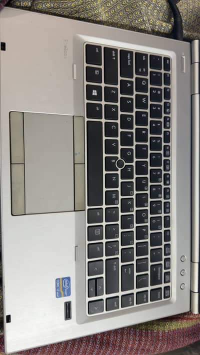 Hp elite book 8470p i7 3 generation