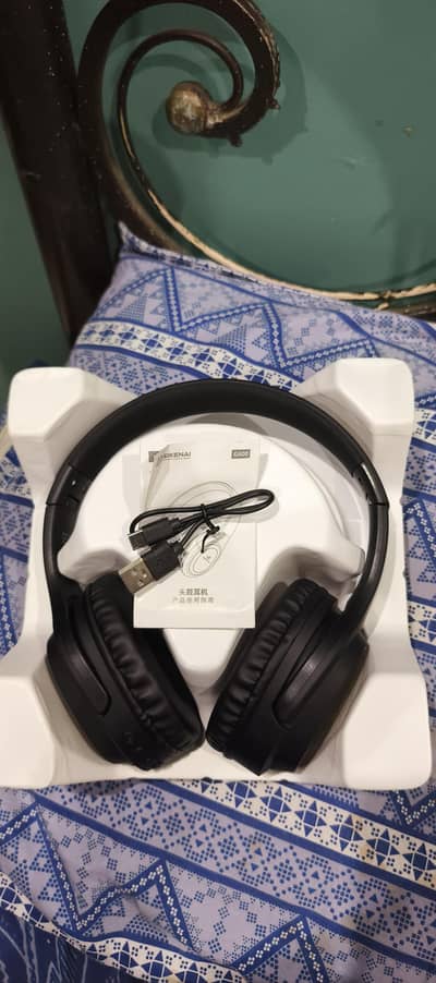 Imported Wireless Bluetooth headphone Brand New