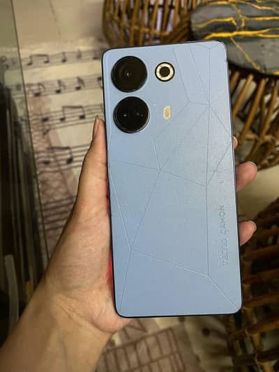 Tecno camon 20 complete box  10 by 10 03287742990