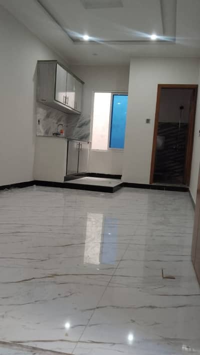 1 Bed studio flat available for rent