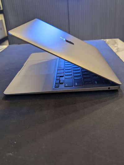 Apple MacBook Air M1 2020 8GB 256GB – 10/10