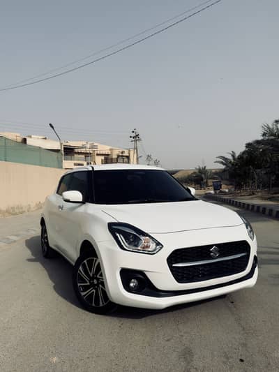 Suzuki Swift GLX CVT