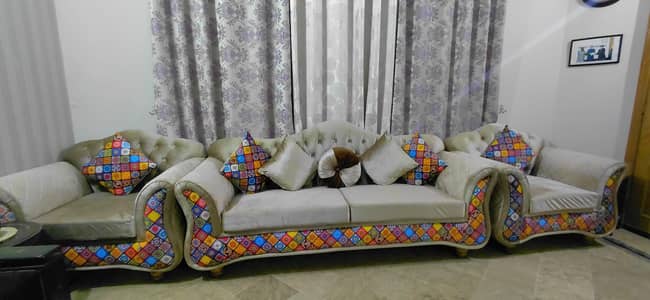 Almost brand new 5 seater sofa set