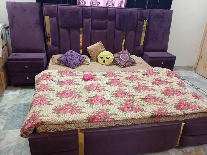 Bed set with dressing table 1