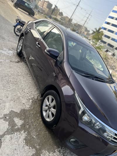 Toyota Corolla Grande 2014