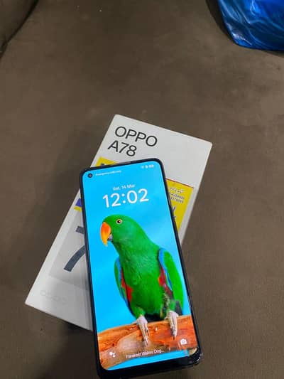 Oppo 256 Gb storage Display finger print AMOLED display