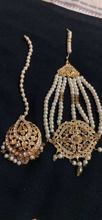 Artificial kundan jewelry